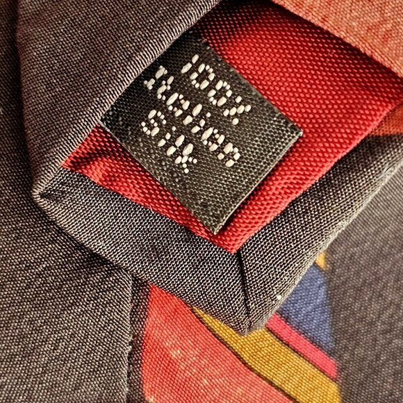 Halston III 60s Mens Tie Italian Silk Rose Black Geometric Design 4 x 57 - Picture 4 of 10